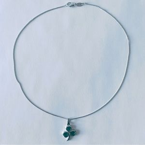 925 Sterling Silver and Emerald Green Gem Stone Lucky Clover Good Luck Charm